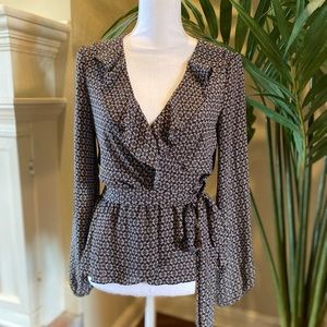 MAX STUDIO BLACK FLORAL FAUX WRAP TOP